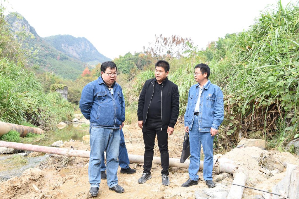 1702622215393306.jpg 路寶坤四下基層.jpg